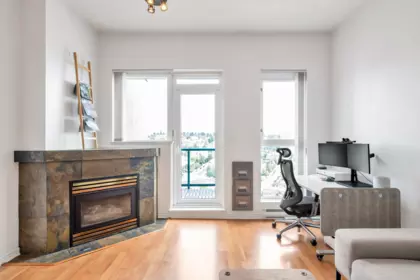 Family Room Photo of 2205 10 Laguna Court, New Westminster, BC