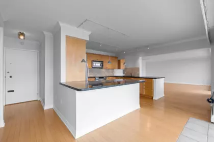 203 150 24th Street, West Vancouver, BC, West vancouver — Apartment/Condo for sale