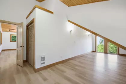 Hallway Photo of 6981 Marble Hill Road, Chilliwack, BC