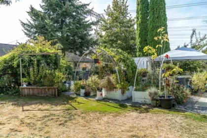 Swimming Pool Photo of 18156 Claytonwood Crescent, Surrey, BC