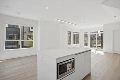 Basement Recreation Room Photo of 33 4337 Boundary Road, Richmond, BC