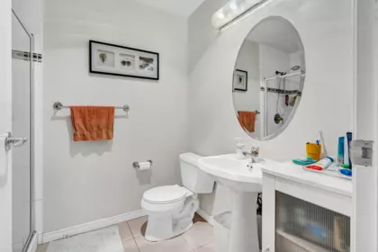 Basement Recreation Room Photo of 607 1239 W Georgia Street, Vancouver, BC