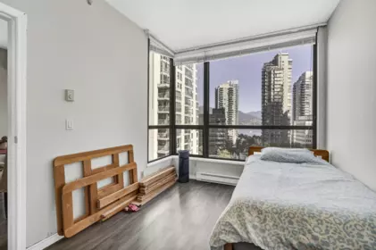 Breakfast Nook Photo of 607 1239 W Georgia Street, Vancouver, BC