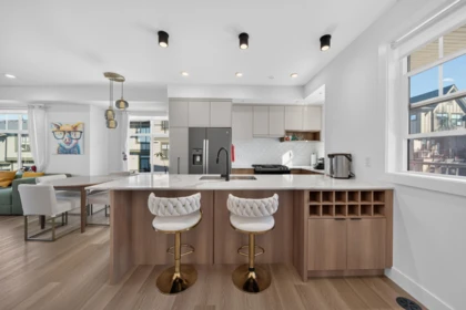 Kitchen Island Photo of 74 2350 165 Street, Surrey, BC