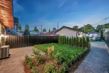 2 5150 Spencer Street, Vancouver, BC, Vancouver — Half Duplex for sale