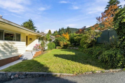 4243 Delbrook Avenue, North Vancouver, BC, North vancouver — Single Family Residence for sale