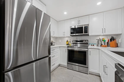 Primary Bedroom Photo of 906 867 Hamilton Street, Vancouver, BC