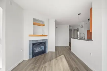 1807 1068 Hornby Street, Vancouver, BC, Vancouver — Apartment/Condo for sale