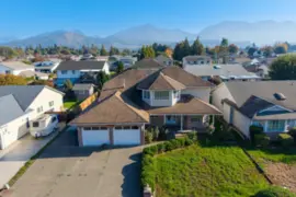 6973 Coach Lamp Drive, Chilliwack, BC