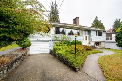 902 Wallace Wynd, Port Moody, BC, Port moody — Single Family Residence for sale