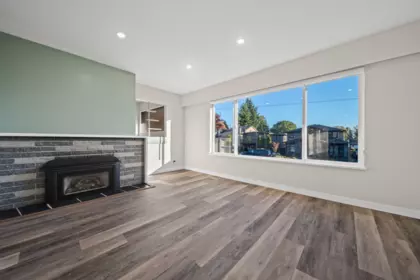 338 W 21st Street, North Vancouver, BC, North vancouver — Single Family Residence for sale