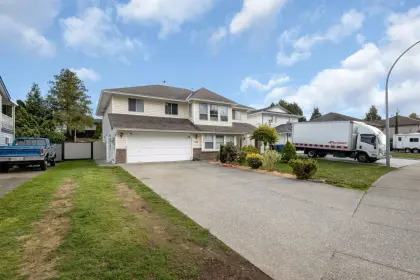 32904 Harwood Place, Abbotsford, BC, Abbotsford — Single Family Residence for sale