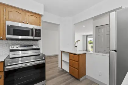 211 8725 Elm Drive, Chilliwack, BC, Chilliwack — Apartment/Condo for sale