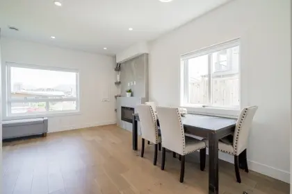5442 Norfolk Street, Burnaby, BC, Burnaby — Half Duplex for sale