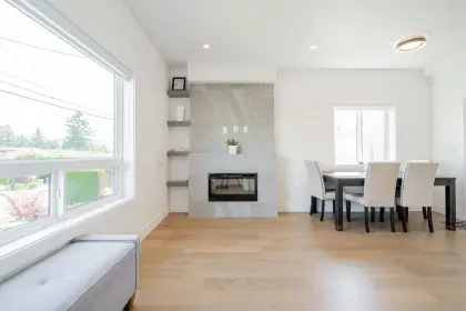 5442 Norfolk Street, Burnaby, BC, Burnaby — Half Duplex for sale