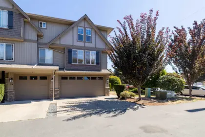 24 46321 Cessna Drive, Chilliwack, BC, Chilliwack — Townhouse for sale