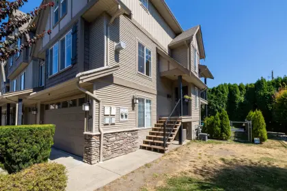 24 46321 Cessna Drive, Chilliwack, BC, Chilliwack — Townhouse for sale