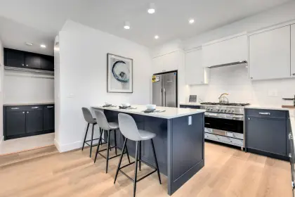 1 2796 Dundas Street, Vancouver, BC, Vancouver — Half Duplex for sale