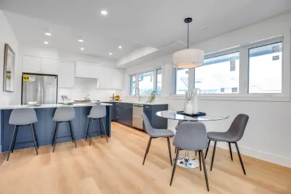 1 2796 Dundas Street, Vancouver, BC, Vancouver — Half Duplex for sale