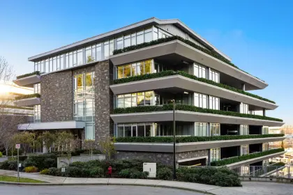 600 888 Arthur Erickson Place, West Vancouver, BC, West vancouver — Apartment/Condo for sale