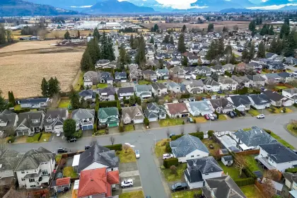 44629 Monte Vista Drive, Chilliwack, BC, Chilliwack — Single Family Residence for sale