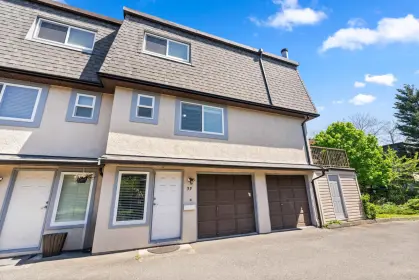 33 27125 31a Avenue, Langley, BC, Langley — Townhouse for sale