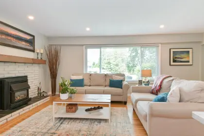 4581 Uplands Drive, Langley, BC, Langley — Single Family Residence for sale
