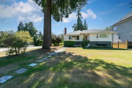 953 Caithness Crescent, Port Moody, BC, Port moody — Single Family Residence for sale
