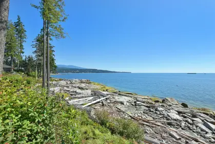 6075 Silverstone Lane, Sechelt, BC, Sechelt — Land for sale