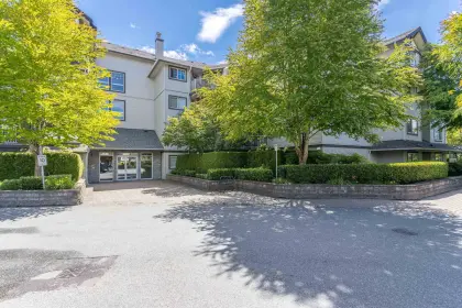 204 19340 65 Avenue, Surrey, BC, Surrey — Apartment/Condo for sale