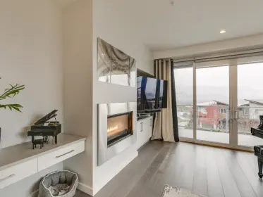 214 41328 Skyridge Place, Squamish, BC, Squamish — Apartment/Condo for sale