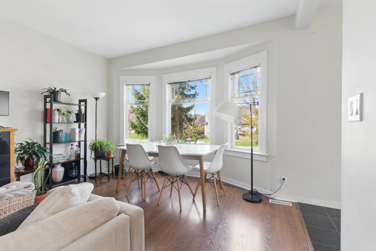 Kitchen Photo of 2968 W 20th Avenue, Vancouver, BC
