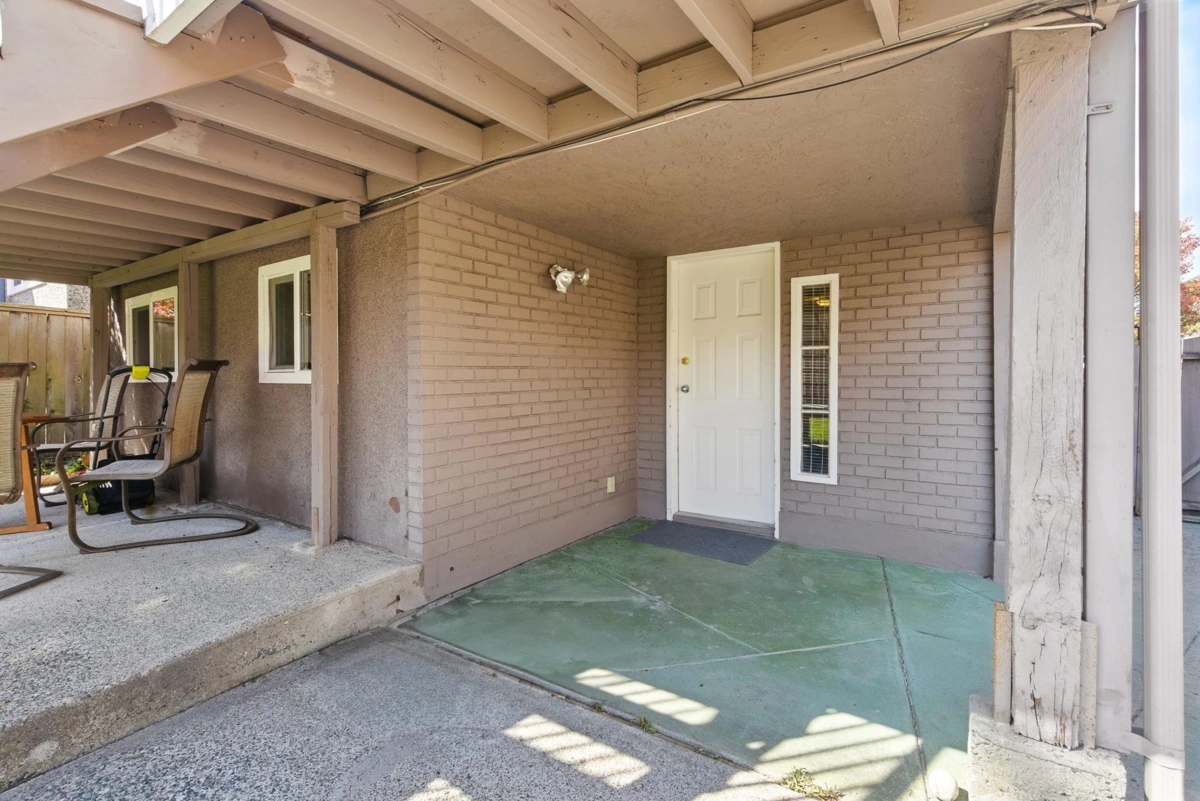 Laundry Room Photo of 2968 W 20th Avenue, Vancouver, BC
