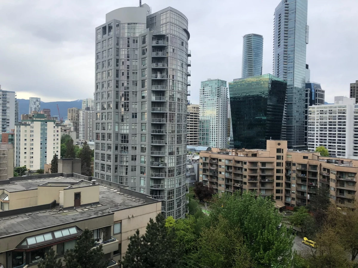 Breakfast Nook Photo of 1206 909 Burrard Street, Vancouver, BC