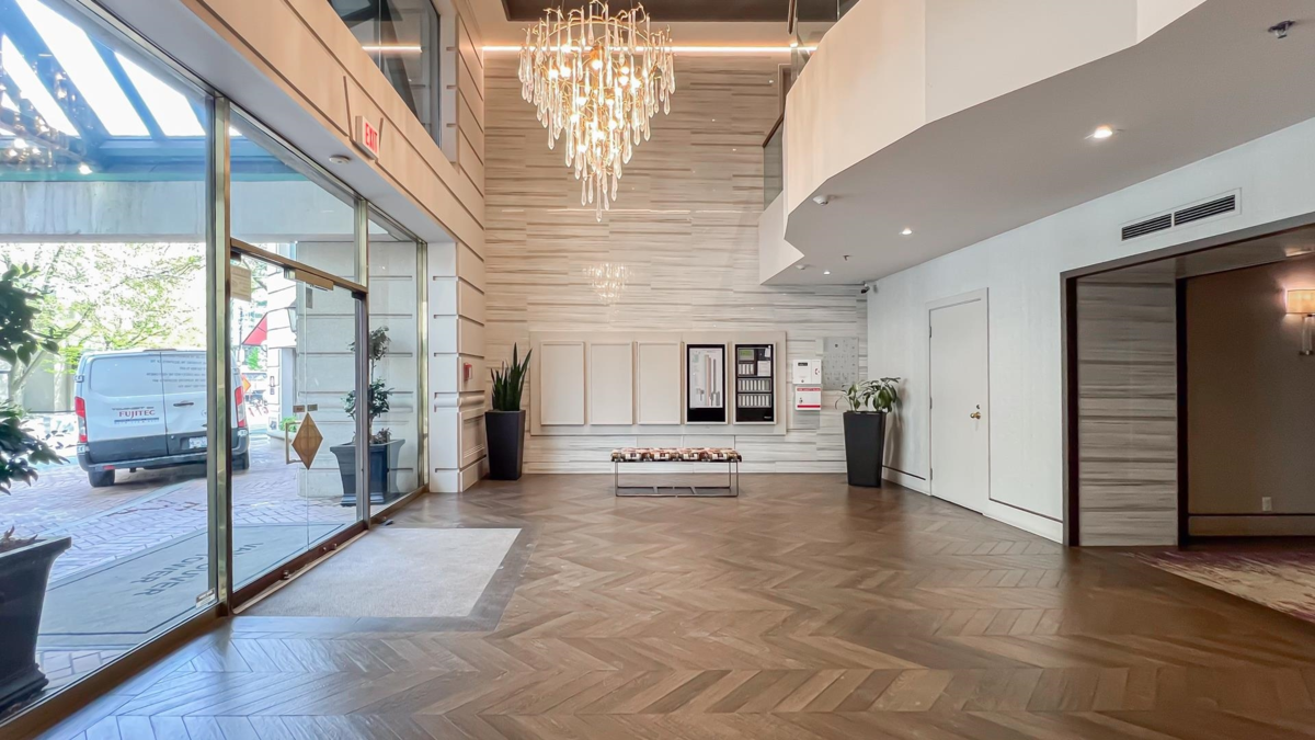 Garden / Landscaping Photo of 1206 909 Burrard Street, Vancouver, BC