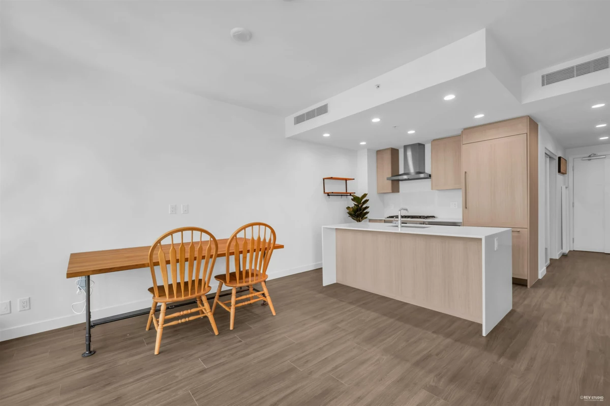 Family Room Photo of 1009 2311 Beta Avenue, Burnaby, BC