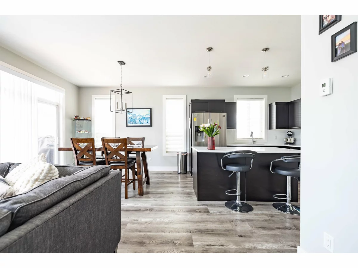 Kitchen Photo of 32574 Ross Drive, Mission, BC