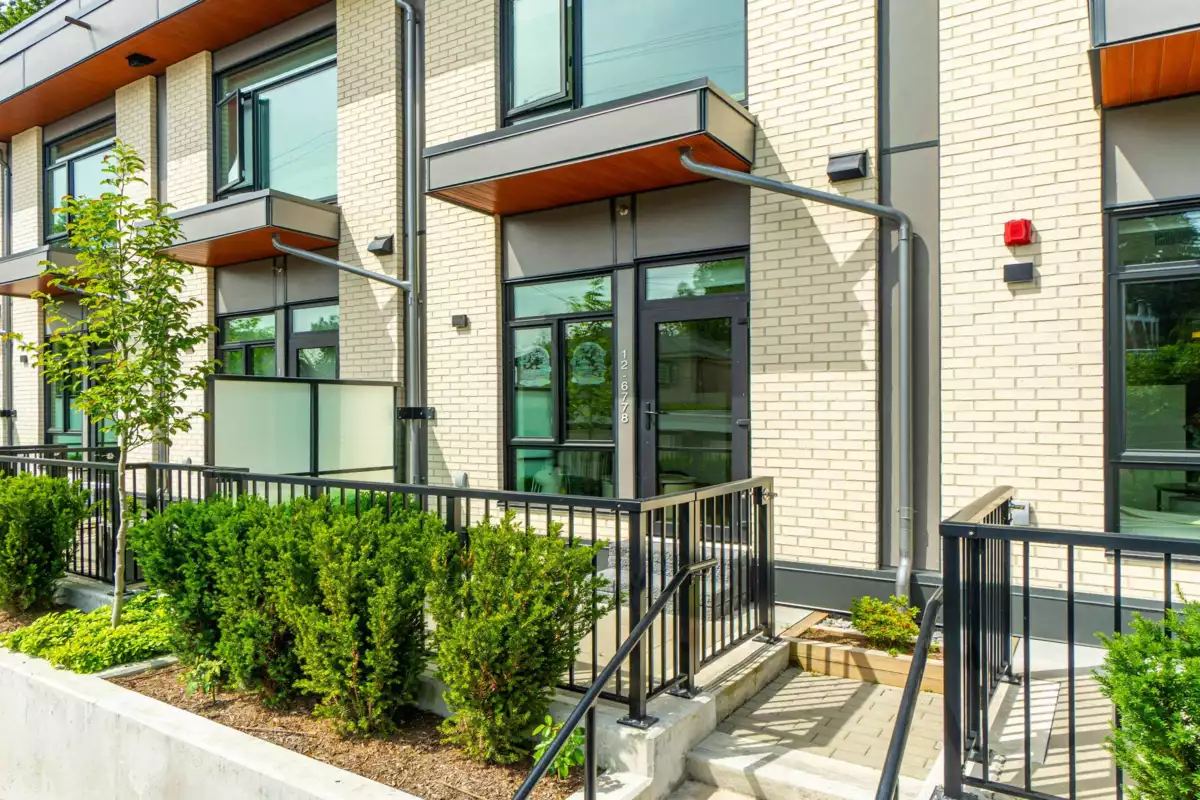 Family Room Photo of 12 6778 Oak Street, Vancouver, BC