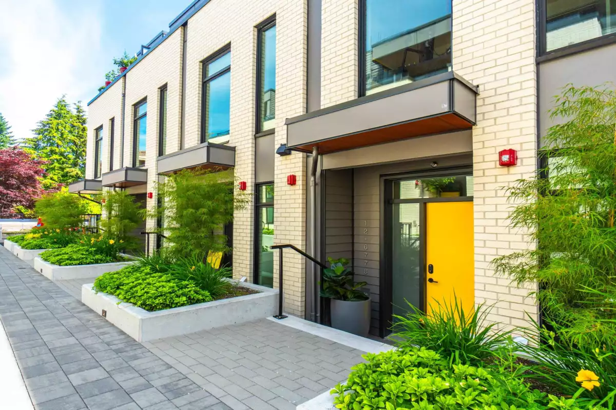 Living Room Photo of 12 6778 Oak Street, Vancouver, BC