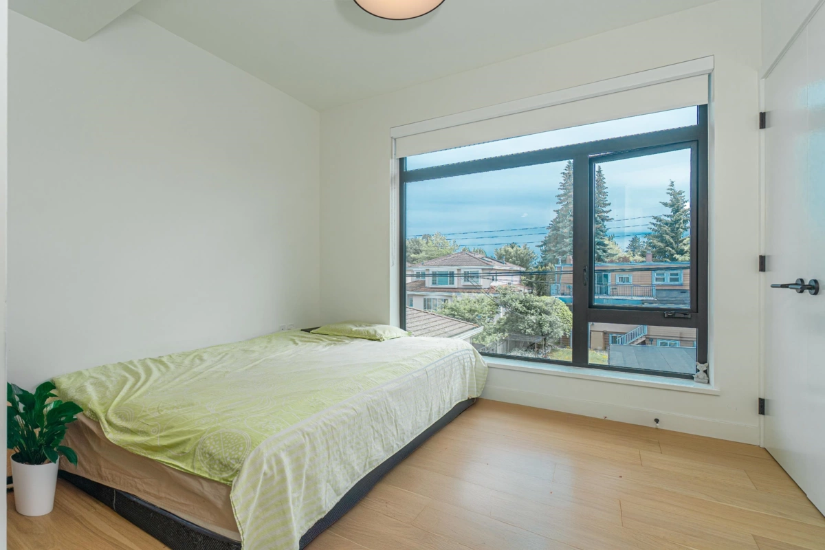 Outdoor Patio Photo of 12 6778 Oak Street, Vancouver, BC