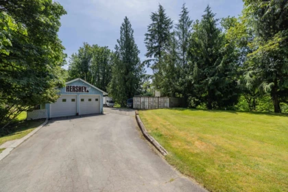Garage Interior Photo of 7 29605 Mctavish Road, Abbotsford, BC