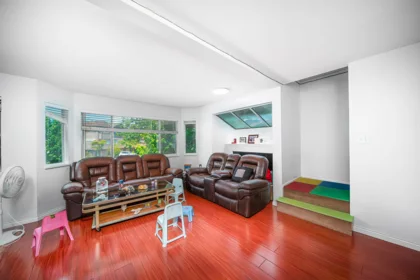 Hallway Photo of 41 5380 Smith Drive, Richmond, BC
