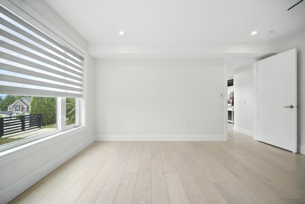 Basement Recreation Room Photo of 2113 Dawes Hill Road, Coquitlam, BC