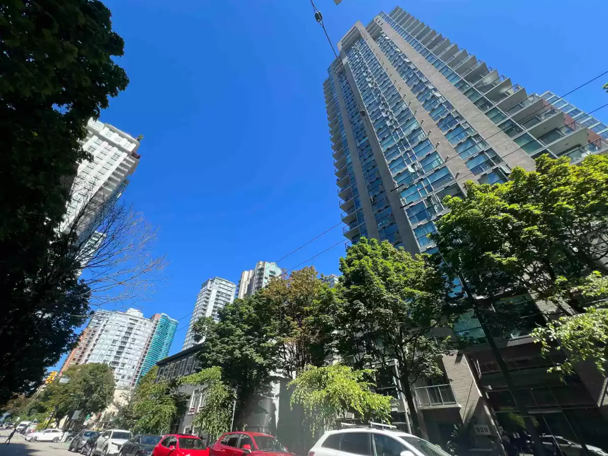 Bedroom 2 Photo of 1203 928 Richards Street, Vancouver, BC