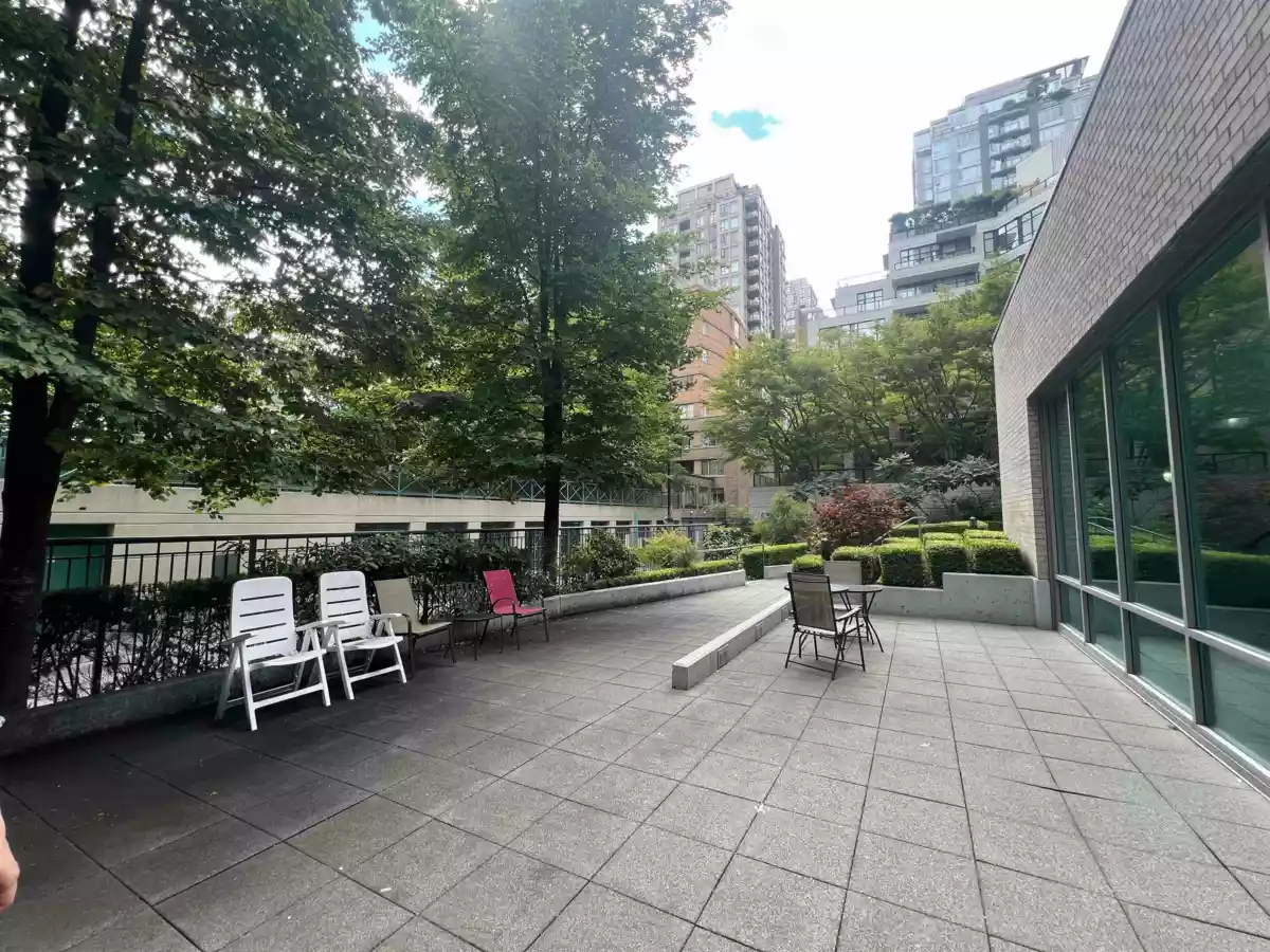 Bedroom 4 Photo of 1203 928 Richards Street, Vancouver, BC