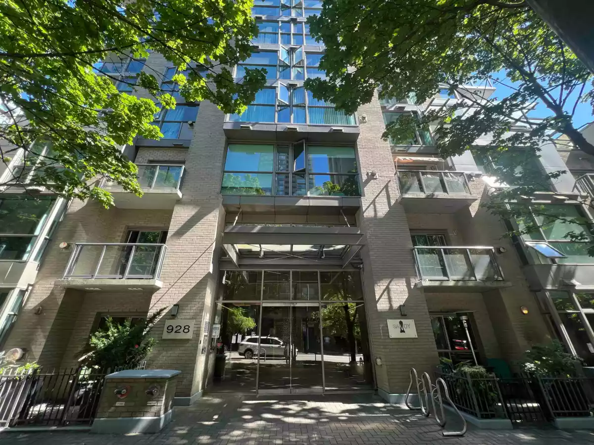 Exterior Rear Photo of 1203 928 Richards Street, Vancouver, BC