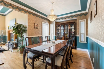 11393 Royal Crescent, Surrey, BC, Surrey — Single Family Residence for sale