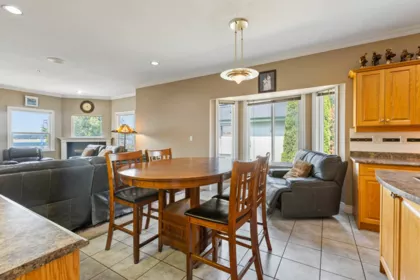 Kitchen Photo of 11393 Royal Crescent, Surrey, BC