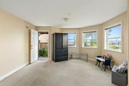 Laundry Room Photo of 11393 Royal Crescent, Surrey, BC