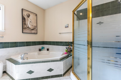 Primary Bathroom Photo of 11393 Royal Crescent, Surrey, BC